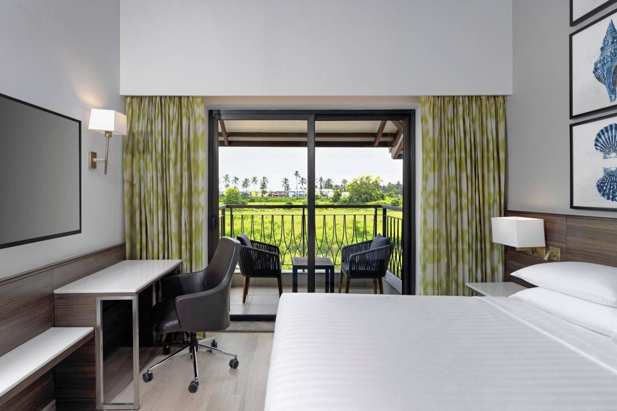 Hotel Fairfield By Marriott Goa Benaulim Extérieur photo